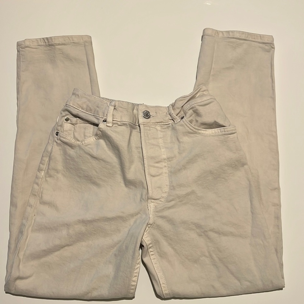 H&M cream straight leg jeans size 2